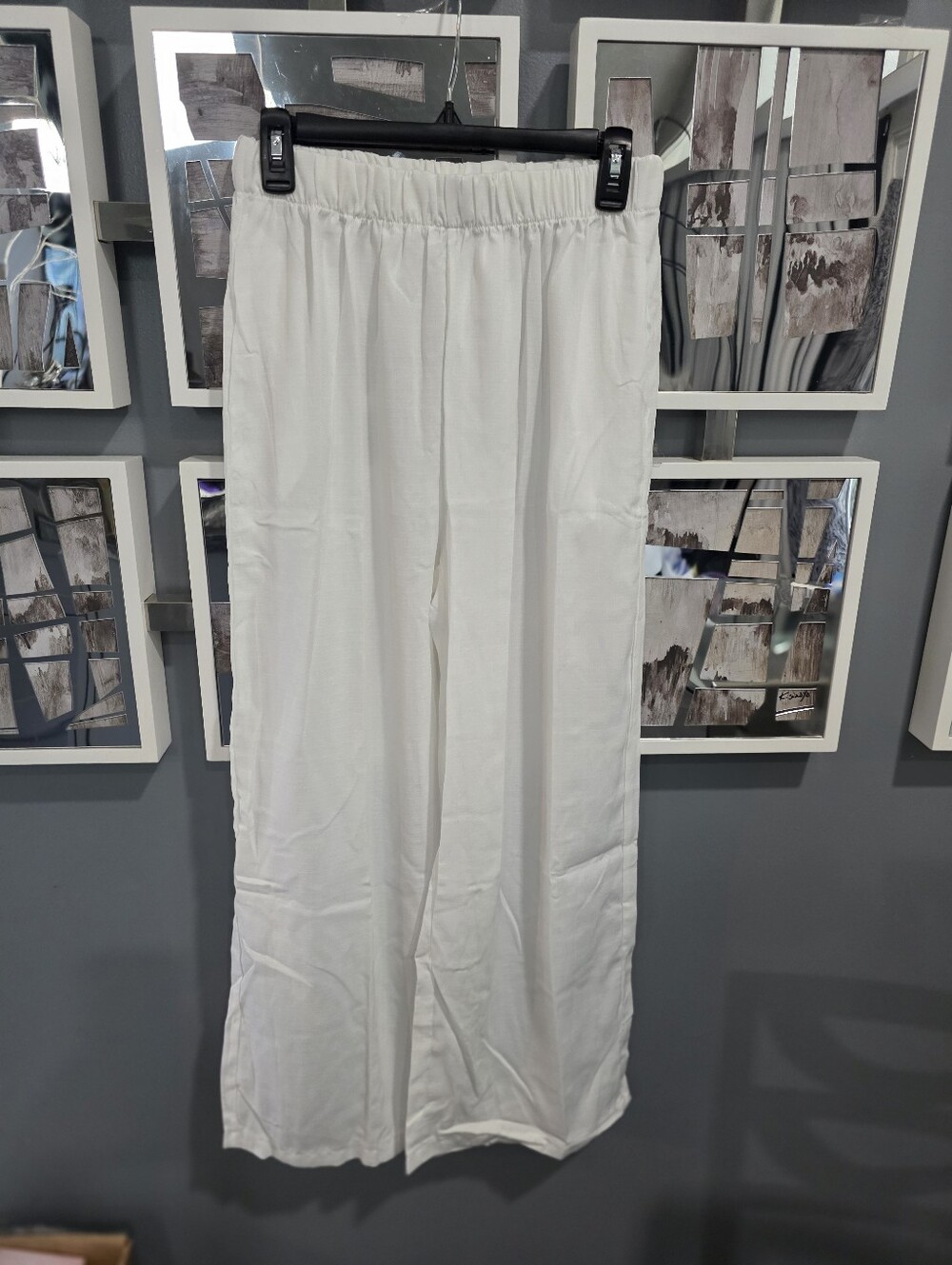 White Wide-Leg Elastic Waist Pants. Large